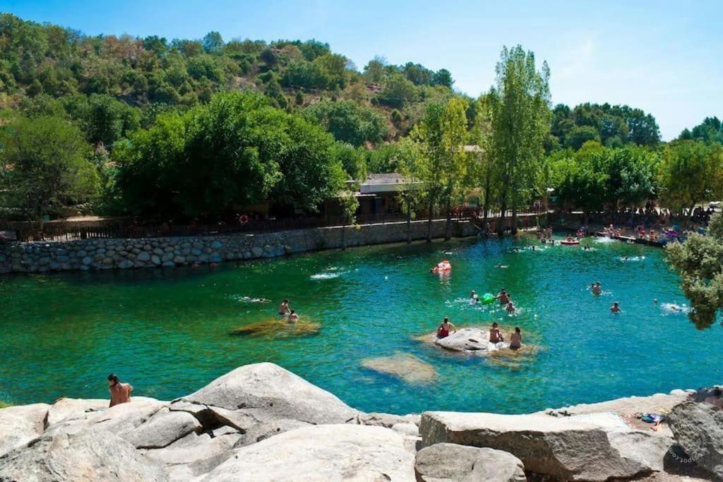Casa Rural En Candeleda Con Piscina Y Un Maravilloso Jardin Exterior foto