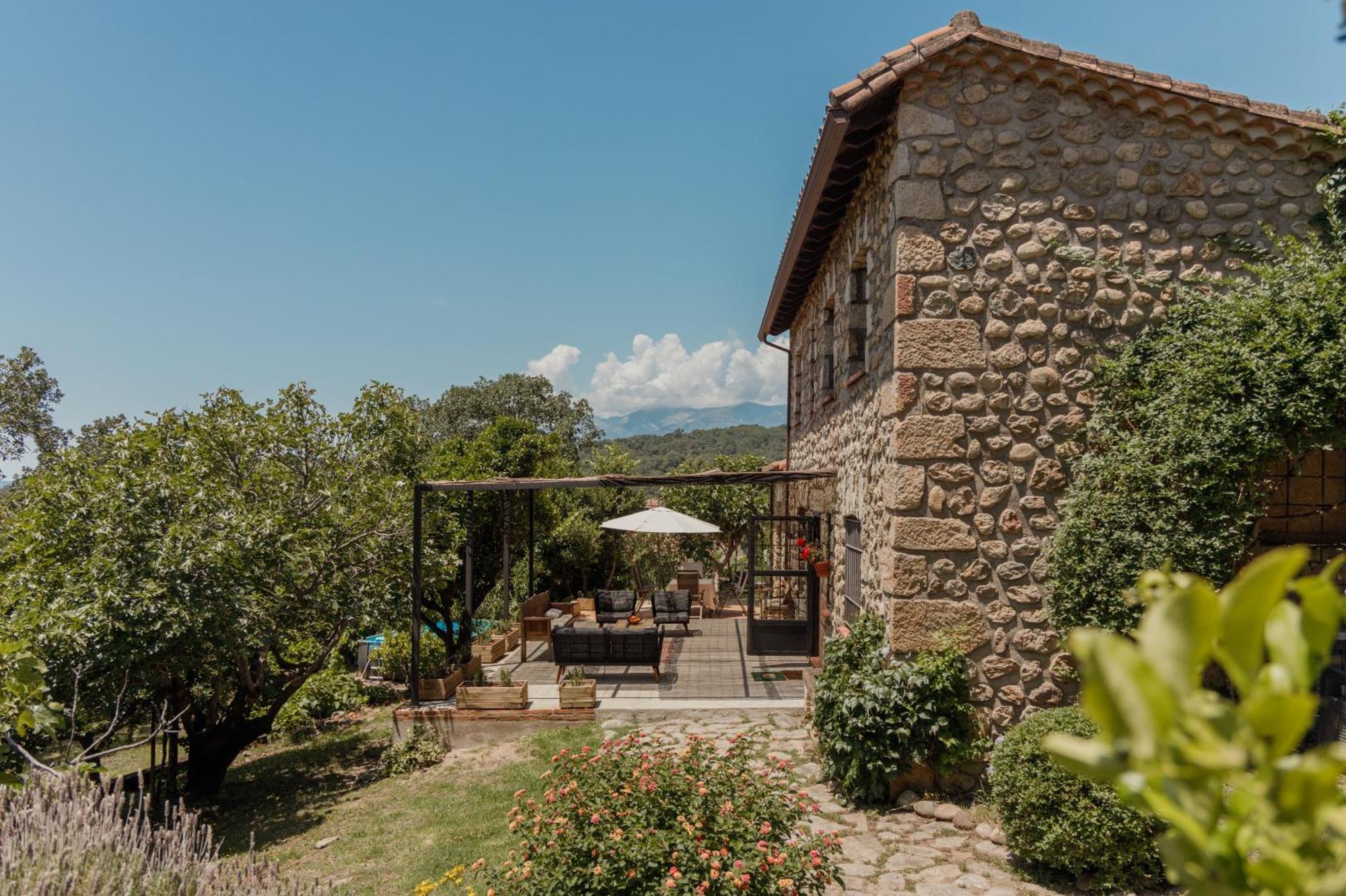 Casa Rural En Candeleda Con Piscina Y Un Maravilloso Jardin Exterior foto